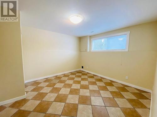 #1,2,3,4, 350 Primrose Road, Kelowna, BC - Indoor Photo Showing Other Room