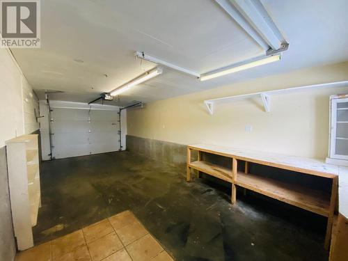 #1,2,3,4, 350 Primrose Road, Kelowna, BC - Indoor Photo Showing Garage