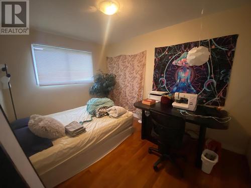 #1,2,3,4, 350 Primrose Road, Kelowna, BC - Indoor Photo Showing Bedroom