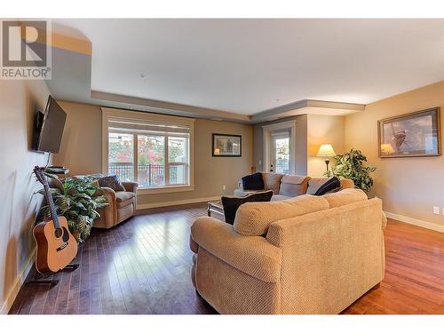 2070 Boucherie Road Unit# 213, Westbank, BC - Indoor Photo Showing Living Room