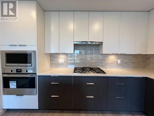 312 11641 227 Street, Maple Ridge, BC - Indoor Photo Showing Kitchen With Upgraded Kitchen