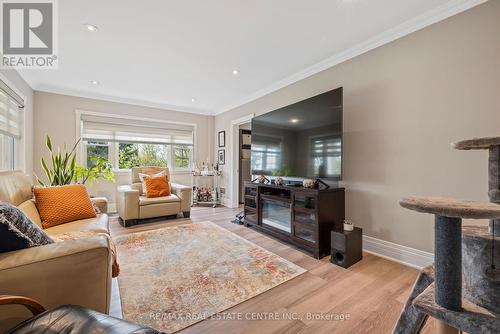14 Buena Vista Drive, Mono, ON - Indoor Photo Showing Living Room