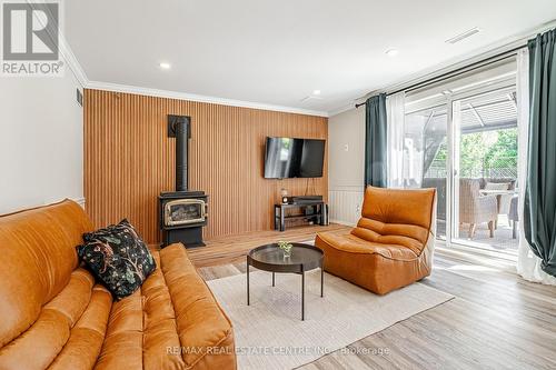 6 Iris Court, Hamilton (Carlisle), ON - Indoor Photo Showing Living Room With Fireplace