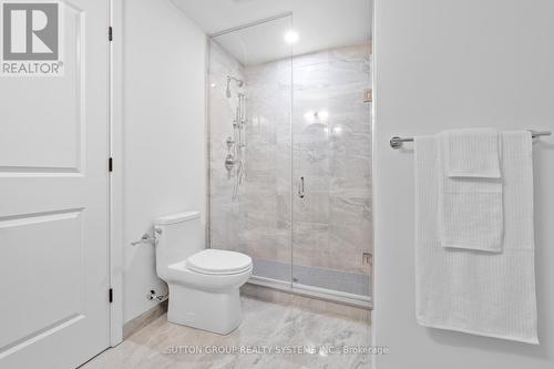 513 - 335 Wheat Boom Drive, Oakville, ON - Indoor Photo Showing Bathroom