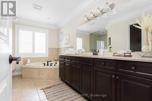 67 Clearbrook Trail, Bracebridge, ON - Indoor Photo Showing Bathroom