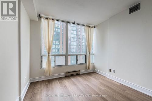 801 - 155 Hillcrest Avenue, Mississauga, ON - Indoor Photo Showing Other Room