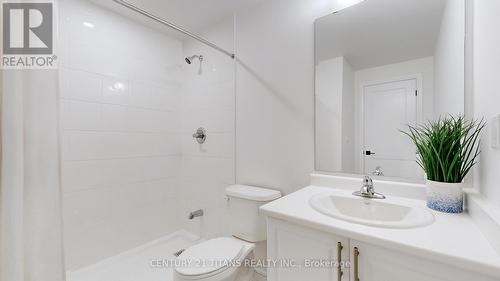 1016 - 2635 William Jackson Drive S, Pickering, ON - Indoor Photo Showing Bathroom