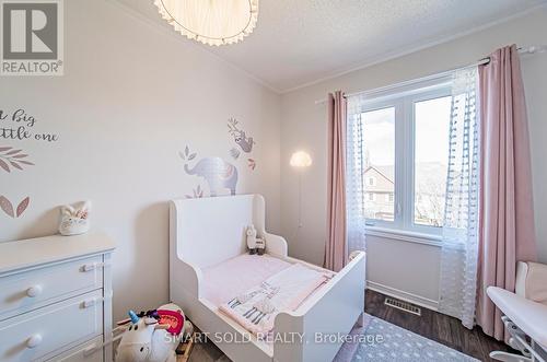 11 Bowler Street, Aurora, ON - Indoor Photo Showing Bedroom