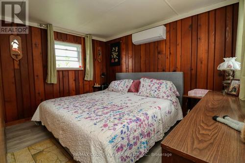 1355 Canal Road, Ramara, ON - Indoor Photo Showing Bedroom