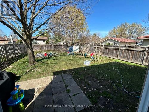 18 Bronte Crescent, Barrie, ON - Outdoor With Backyard