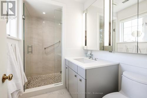 9 Heathcote Avenue, Toronto, ON - Indoor Photo Showing Bathroom