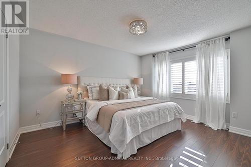 30 - 883 New Westminster Drive, Vaughan, ON - Indoor Photo Showing Bedroom