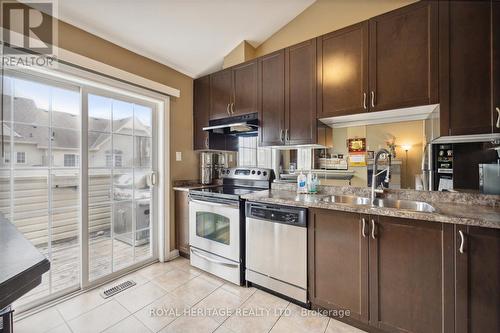 169 Kenneth Hobbs Avenue, Whitby, ON - Indoor Photo Showing Kitchen With Double Sink