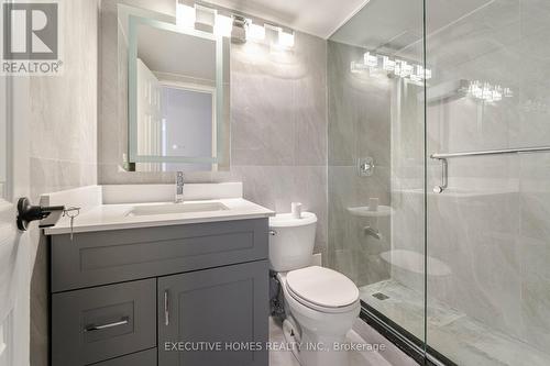 701 - 20 Forest Manor Road, Toronto, ON - Indoor Photo Showing Bathroom