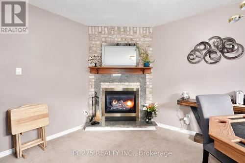 54 Kingsbridge Street, London, ON - Indoor With Fireplace