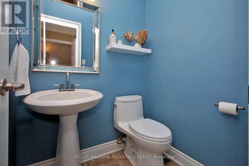 17 Apple Tree Crescent, Uxbridge, ON - Indoor Photo Showing Bathroom