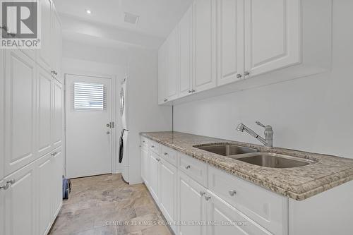 30 Duborg Drive, Markham, ON - Indoor Photo Showing Kitchen With Double Sink