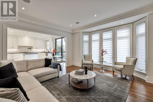 487 Glengarry Avenue, Toronto, ON - Indoor Photo Showing Living Room