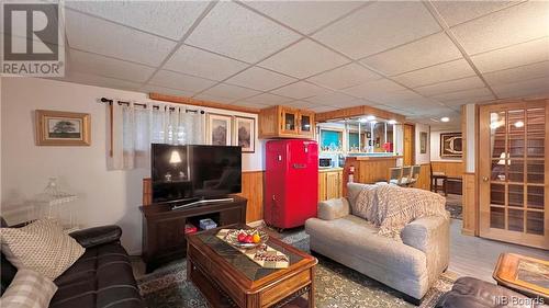 260 Acadie, Beresford, NB - Indoor Photo Showing Living Room