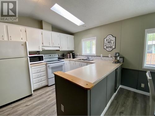 27 3889 Muller Avenue, Terrace, BC - Indoor Photo Showing Kitchen