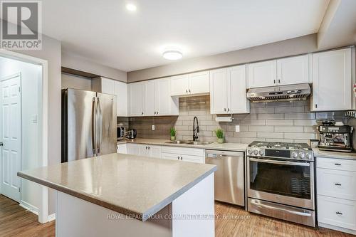 36 Delaney Crescent, Barrie, ON - Indoor Photo Showing Kitchen With Stainless Steel Kitchen With Double Sink With Upgraded Kitchen