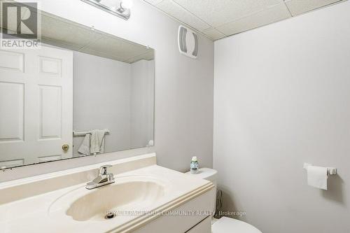 36 Delaney Crescent, Barrie, ON - Indoor Photo Showing Bathroom