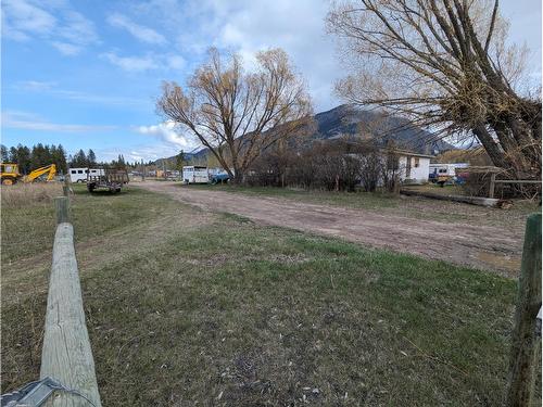 4753 Burns Avenue, Canal Flats, BC - Outdoor With View