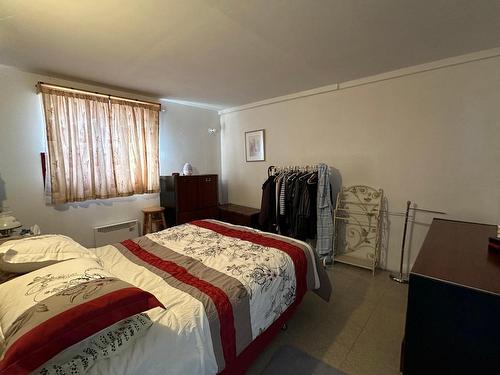 Dwelling - 18  - 20 Rue Principale N., Notre-Dame-Du-Nord, QC - Indoor Photo Showing Bedroom