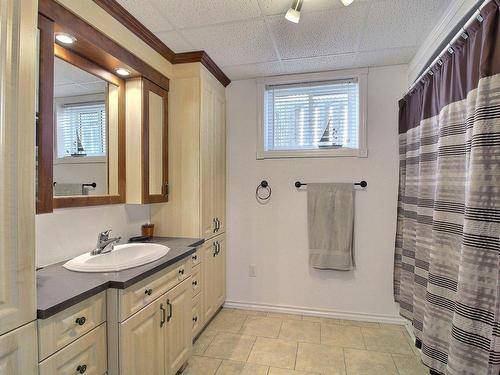 Bathroom - 475 Rue Armand-Dumas, Malartic, QC - Indoor Photo Showing Bathroom
