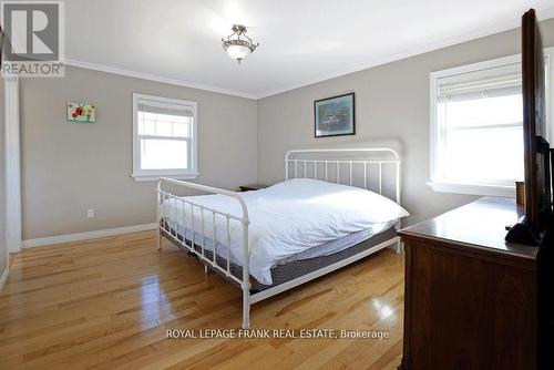 206 Powles Road, Kawartha Lakes, ON - Indoor Photo Showing Bedroom