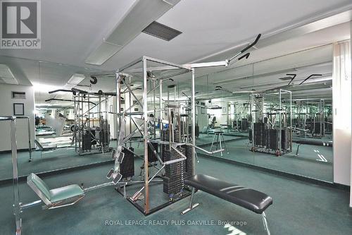 1002 - 1300 Mississauga Valley Boulevard, Mississauga, ON - Indoor Photo Showing Gym Room
