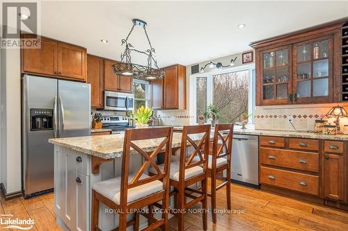 635017 Pretty River Road, Blue Mountains, ON - Indoor Photo Showing Kitchen