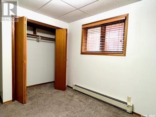 257 3Rd Avenue Nw, Swift Current, SK - Indoor Photo Showing Other Room