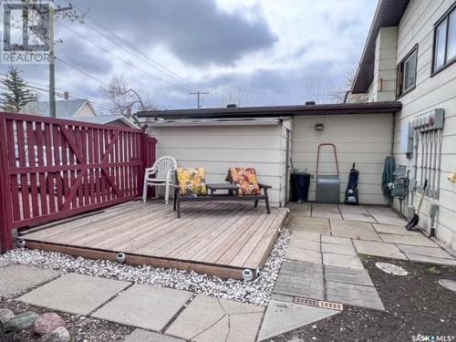 257 3Rd Avenue Nw, Swift Current, SK - Outdoor With Exterior