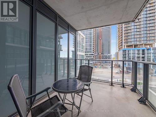 411 - 9000 Jane Street, Vaughan, ON -  With Balcony With Exterior