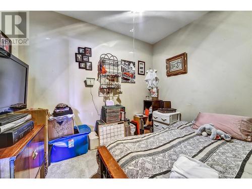 1007 Harvey Avenue Unit# 404, Kelowna, BC - Indoor Photo Showing Bedroom