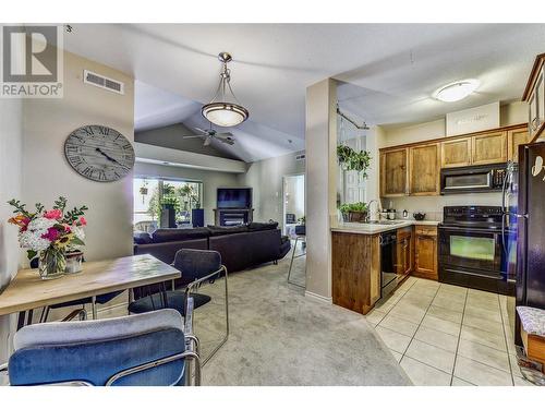 1007 Harvey Avenue Unit# 404, Kelowna, BC - Indoor