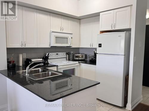 1512 - 1070 Sheppard Avenue W, Toronto, ON - Indoor Photo Showing Kitchen With Double Sink