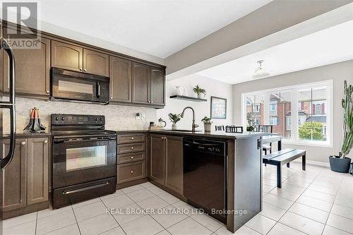6 Colonel Frank Ching Crescent, Brampton, ON - Indoor Photo Showing Kitchen