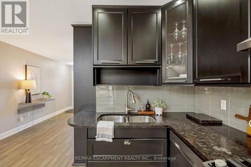 177 Riverwalk Place, Guelph/Eramosa, ON - Indoor Photo Showing Kitchen With Double Sink