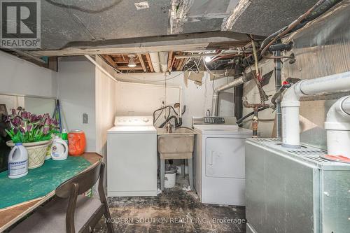 68 Carlton Street, St. Catharines, ON - Indoor Photo Showing Laundry Room