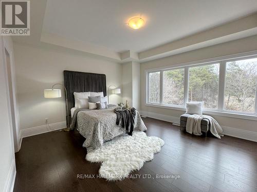 23 Kingwood Lane, Aurora, ON - Indoor Photo Showing Bedroom
