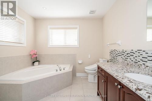 405 Russ Howard Drive, Midland, ON - Indoor Photo Showing Bathroom
