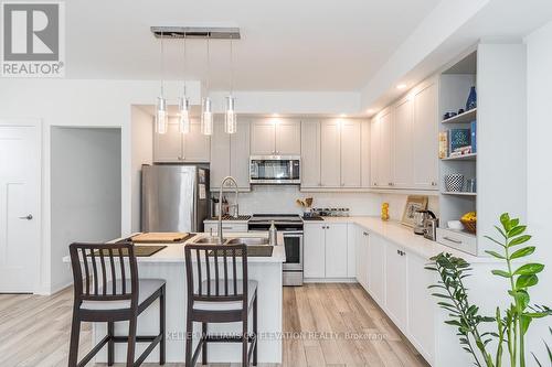 1 Julia Crescent, Midland, ON - Indoor Photo Showing Kitchen With Upgraded Kitchen