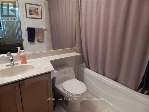 1601 - 80 Absolute Avenue, Mississauga, ON - Indoor Photo Showing Bathroom