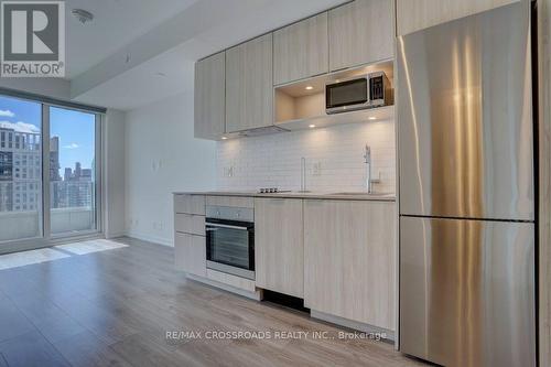 2211 - 20 Tubman Avenue, Toronto, ON - Indoor Photo Showing Kitchen With Upgraded Kitchen