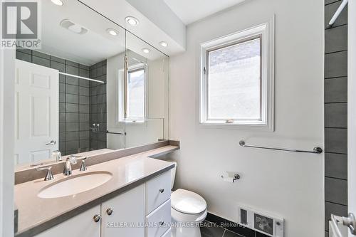 388 Rusholme Road, Toronto, ON - Indoor Photo Showing Bathroom