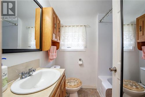 102 Whitney Avenue, Espanola, ON - Indoor Photo Showing Bathroom