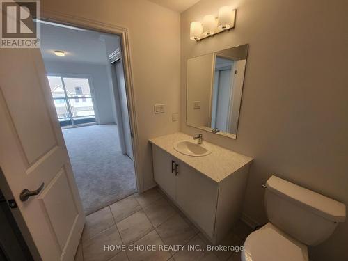 1071 Lockie Drive, Oshawa, ON - Indoor Photo Showing Bathroom