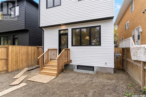 1109 9Th Street E, Saskatoon, SK - Outdoor With Exterior